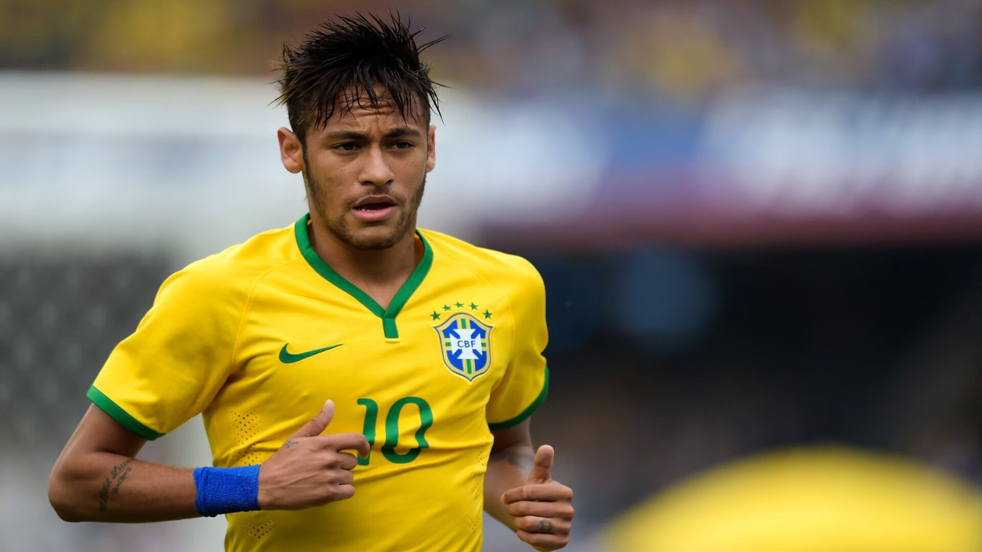 新兴足球场馆建设热潮推动城市面貌升级，新增足球场